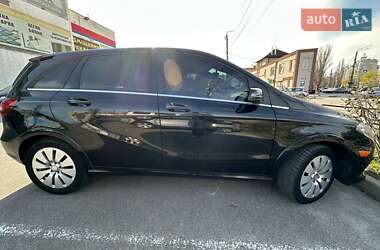Хэтчбек Mercedes-Benz B-Class 2015 в Киеве