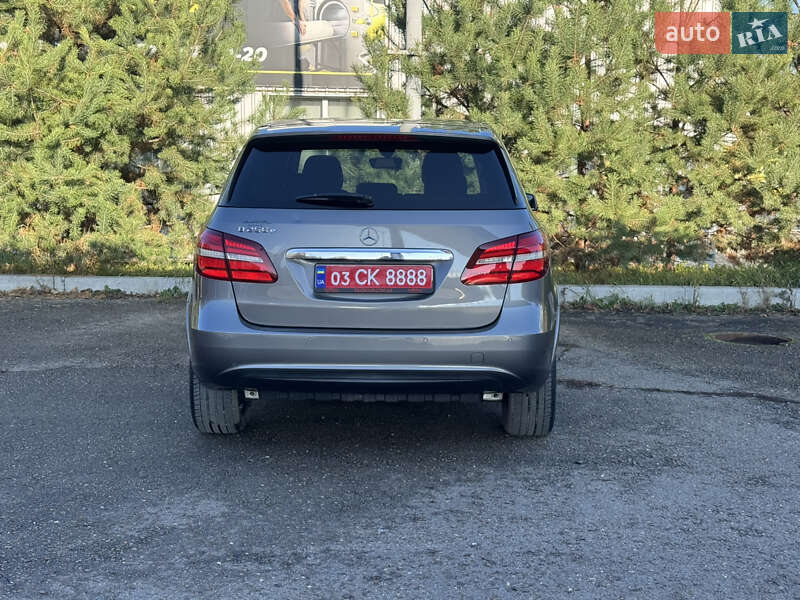 Хэтчбек Mercedes-Benz B-Class 2016 в Каменец-Подольском фото 5 Хэтчбек Mercedes-Benz B-Class 2016 в Каменец-Подольском