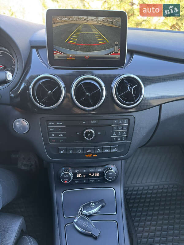 Хэтчбек Mercedes-Benz B-Class 2016 в Каменец-Подольском фото 13 Хэтчбек Mercedes-Benz B-Class 2016 в Каменец-Подольском