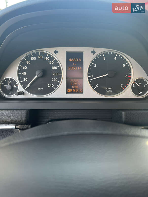 Хэтчбек Mercedes-Benz B-Class 2006 в Черновцах фото 6 Хэтчбек Mercedes-Benz B-Class 2006 в Черновцах