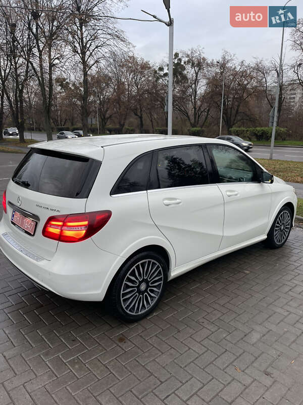 Хетчбек Mercedes-Benz B-Class 2015 в Львові