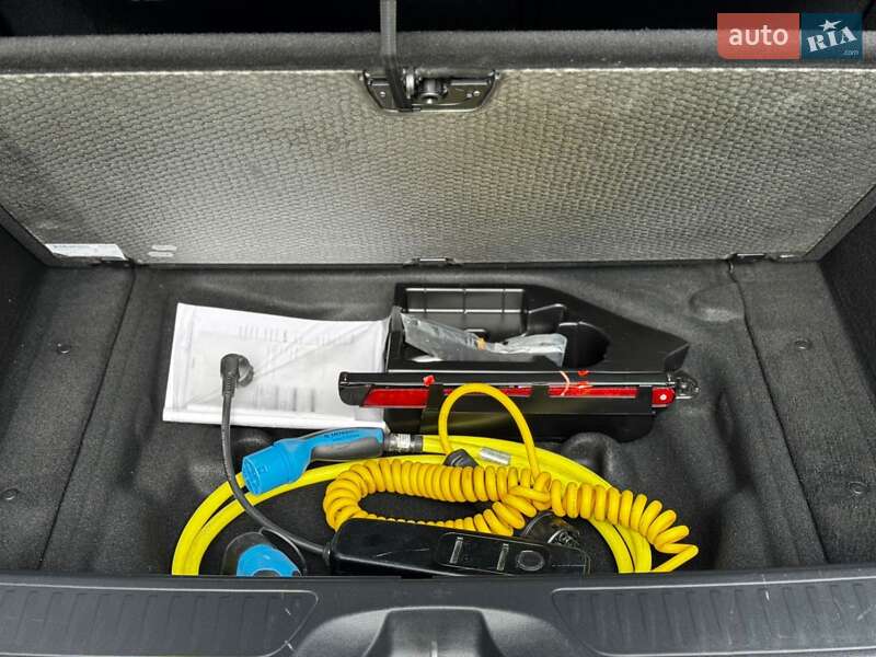 Хетчбек Mercedes-Benz B-Class 2016 в Дрогобичі