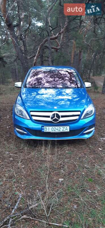 Хэтчбек Mercedes-Benz B-Class 2015 в Полтаве