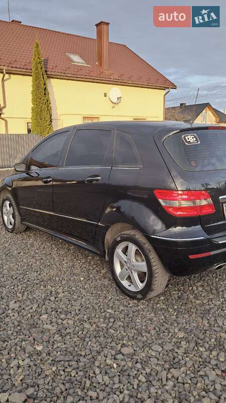 Хэтчбек Mercedes-Benz B-Class 2005 в Нововолынске фото 12 Хэтчбек Mercedes-Benz B-Class 2005 в Нововолынске