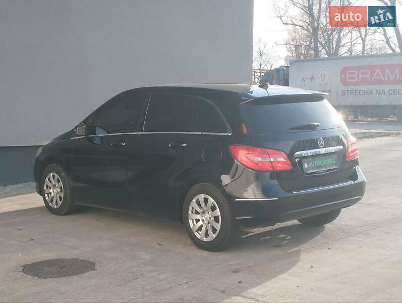 Хетчбек Mercedes-Benz B-Class 2014 в Києві фото 7 Хетчбек Mercedes-Benz B-Class 2014 в Києві