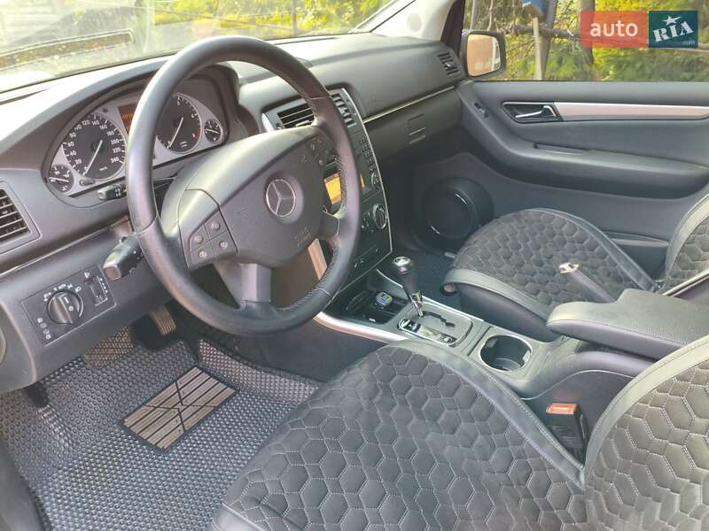 Хетчбек Mercedes-Benz B-Class 2010 в Одесі