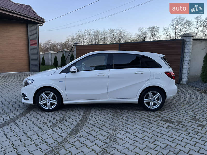 Хэтчбек Mercedes-Benz B-Class 2017 в Дрогобыче фото 6 Хэтчбек Mercedes-Benz B-Class 2017 в Дрогобыче