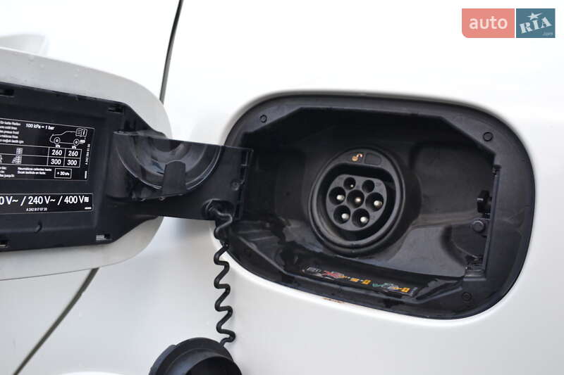 Хэтчбек Mercedes-Benz B-Class 2015 в Луцке