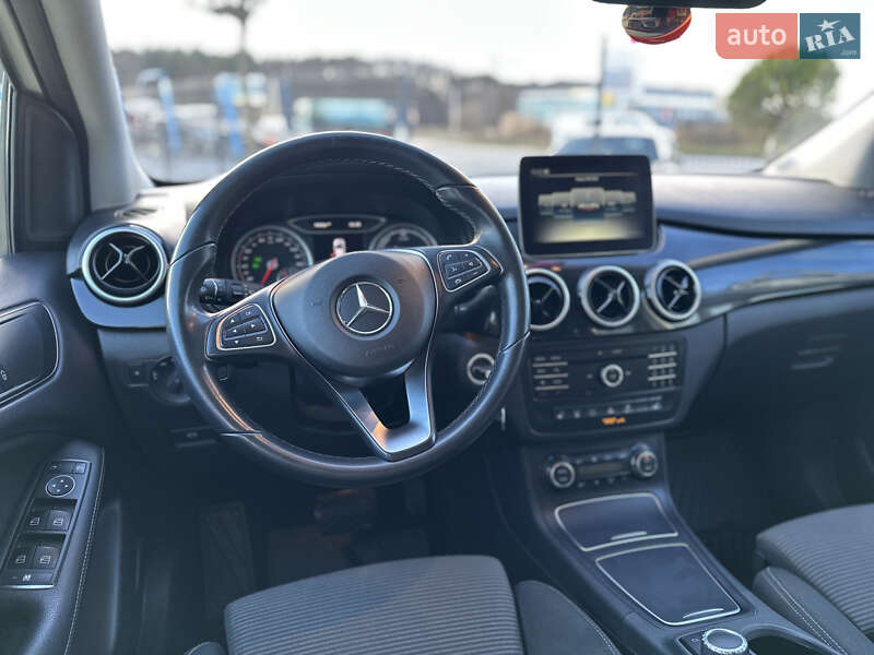 Хетчбек Mercedes-Benz B-Class 2016 в Львові