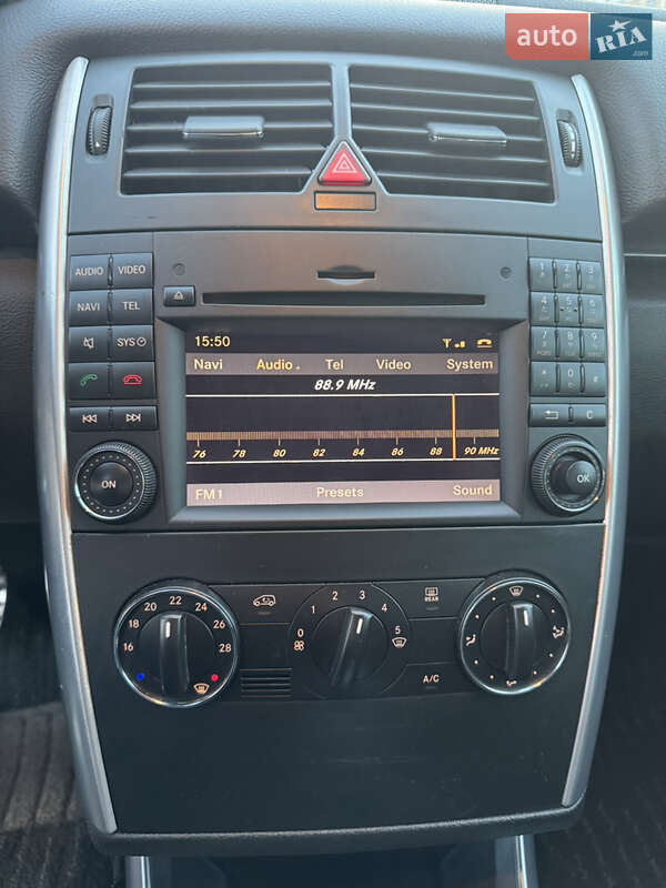 Хетчбек Mercedes-Benz B-Class 2011 в Києві фото 14 Хетчбек Mercedes-Benz B-Class 2011 в Києві