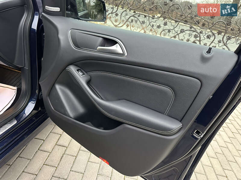 Хэтчбек Mercedes-Benz B-Class 2016 в Дрогобыче