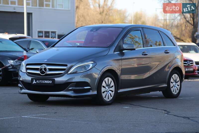 Хэтчбек Mercedes-Benz B-Class 2015 в Киеве