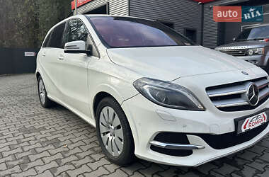 Хэтчбек Mercedes-Benz B-Class 2015 в Черновцах