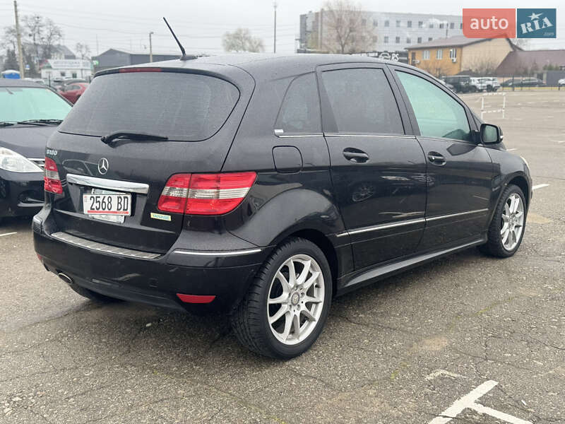 Хэтчбек Mercedes-Benz B-Class 2010 в Киеве фото 9 Хэтчбек Mercedes-Benz B-Class 2010 в Киеве