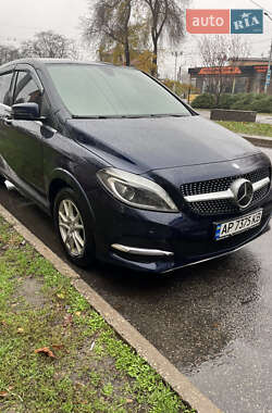 Хэтчбек Mercedes-Benz B-Class 2017 в Запорожье