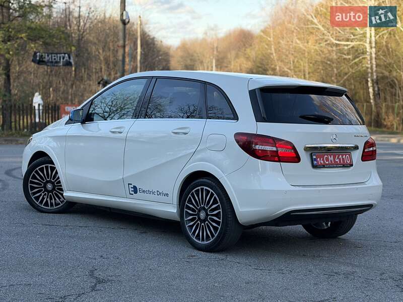 Хэтчбек Mercedes-Benz B-Class 2016 в Трускавце