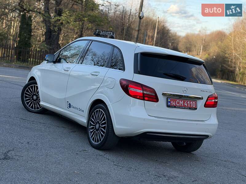 Хэтчбек Mercedes-Benz B-Class 2016 в Трускавце