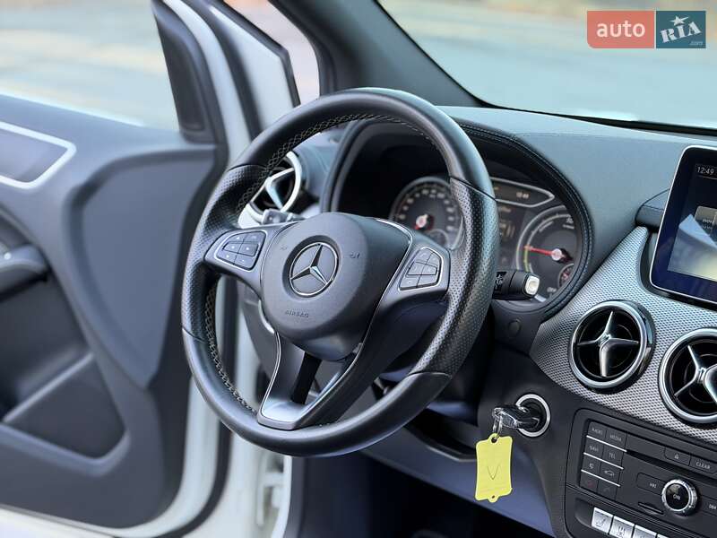 Хэтчбек Mercedes-Benz B-Class 2016 в Трускавце