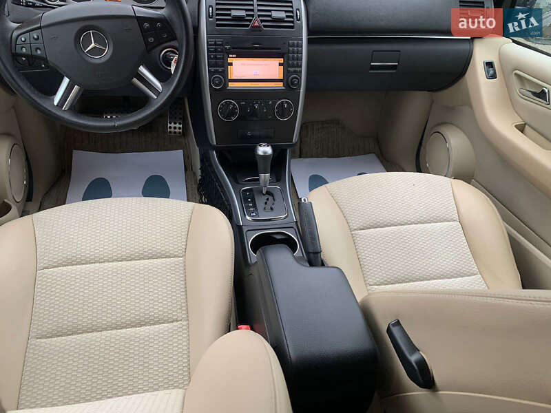 Хэтчбек Mercedes-Benz B-Class 2010 в Киеве