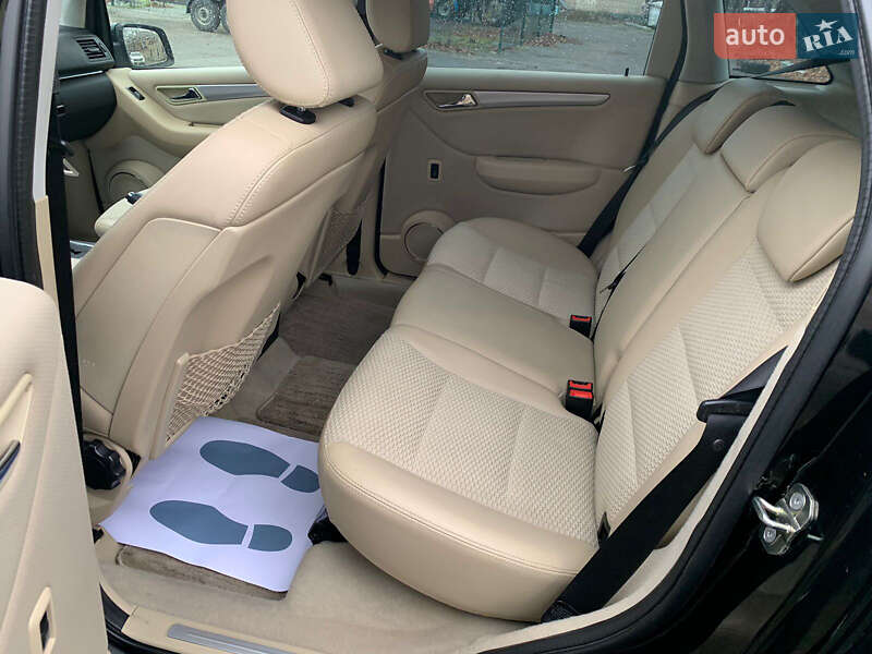 Хэтчбек Mercedes-Benz B-Class 2010 в Киеве