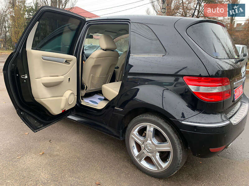 Хэтчбек Mercedes-Benz B-Class 2010 в Киеве