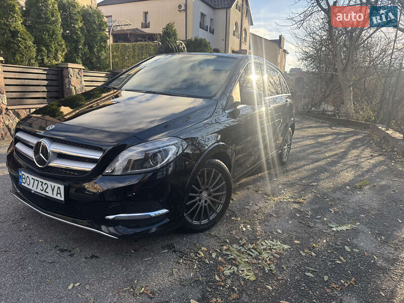 Хетчбек Mercedes-Benz B-Class 2017 в Тернополі