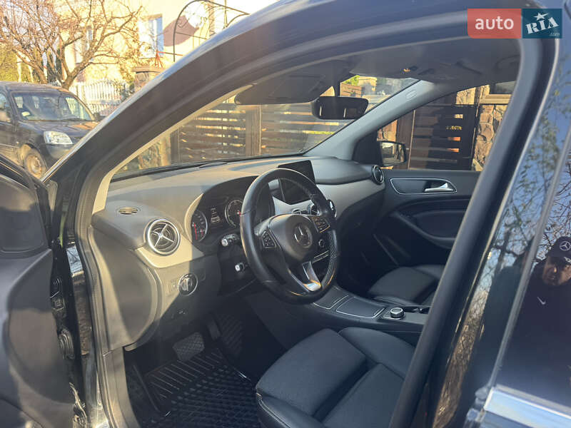 Хетчбек Mercedes-Benz B-Class 2017 в Тернополі