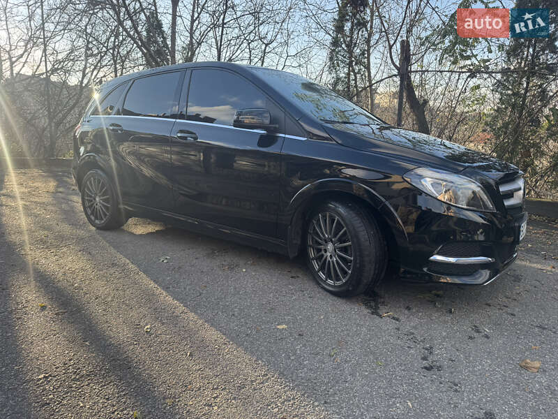 Хетчбек Mercedes-Benz B-Class 2017 в Тернополі