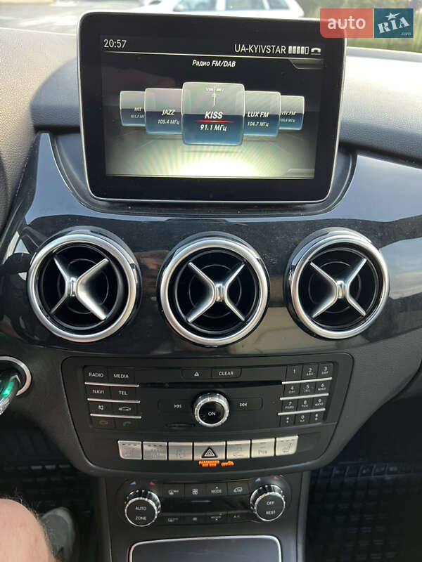 Хэтчбек Mercedes-Benz B-Class 2015 в Львове