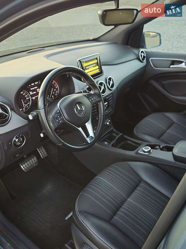 Хэтчбек Mercedes-Benz B-Class 2011 в Глыбокой фото 10 Хэтчбек Mercedes-Benz B-Class 2011 в Глыбокой