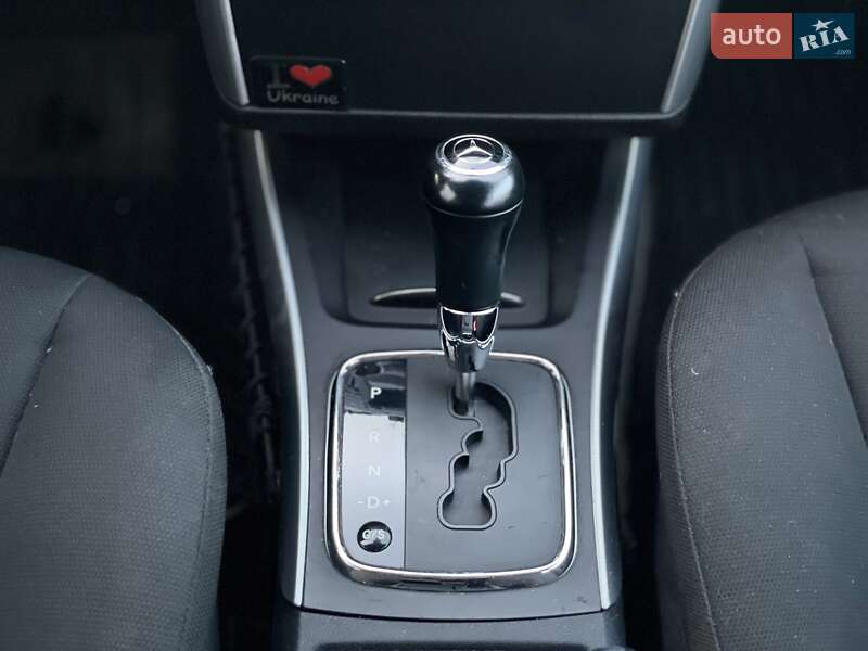 Хэтчбек Mercedes-Benz B-Class 2011 в Днепре