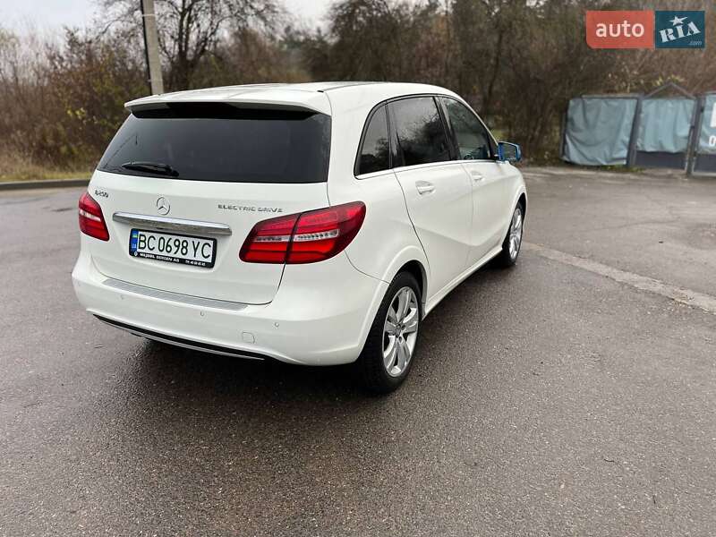 Хетчбек Mercedes-Benz B-Class 2015 в Львові