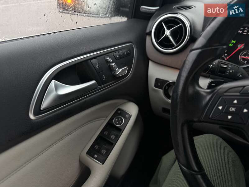 Хэтчбек Mercedes-Benz B-Class 2016 в Житомире фото 19 Хэтчбек Mercedes-Benz B-Class 2016 в Житомире