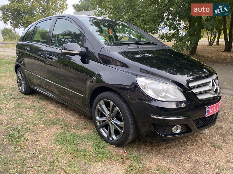 Хэтчбек Mercedes-Benz B-Class 2009 в Первомайске фото 2 Хэтчбек Mercedes-Benz B-Class 2009 в Первомайске