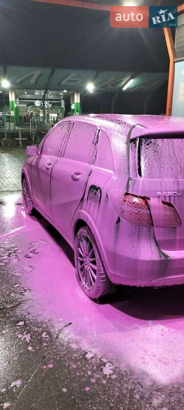 Хетчбек Mercedes-Benz B-Class 2016 в Житомирі