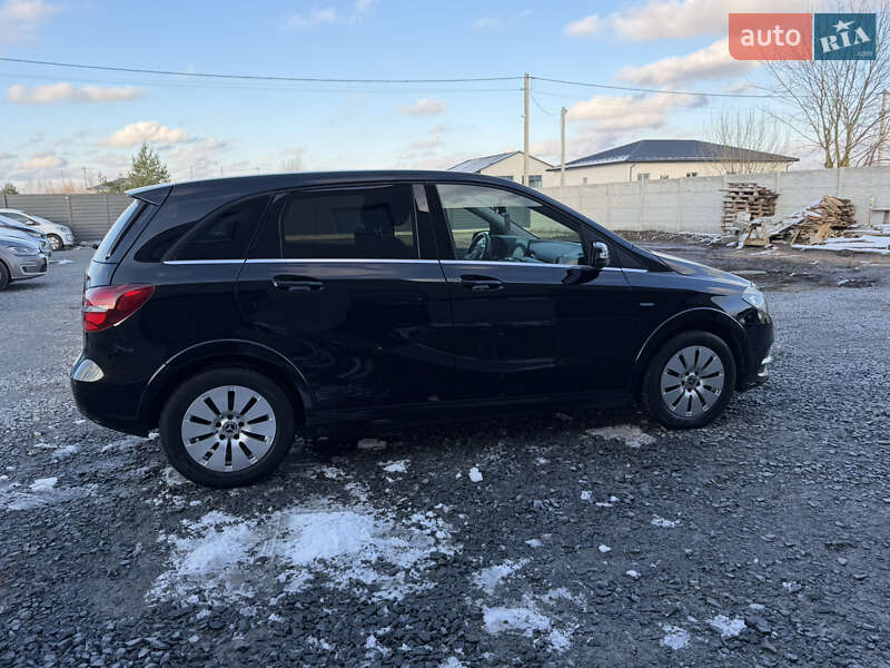 Хэтчбек Mercedes-Benz B-Class 2017 в Ровно фото 8 Хэтчбек Mercedes-Benz B-Class 2017 в Ровно