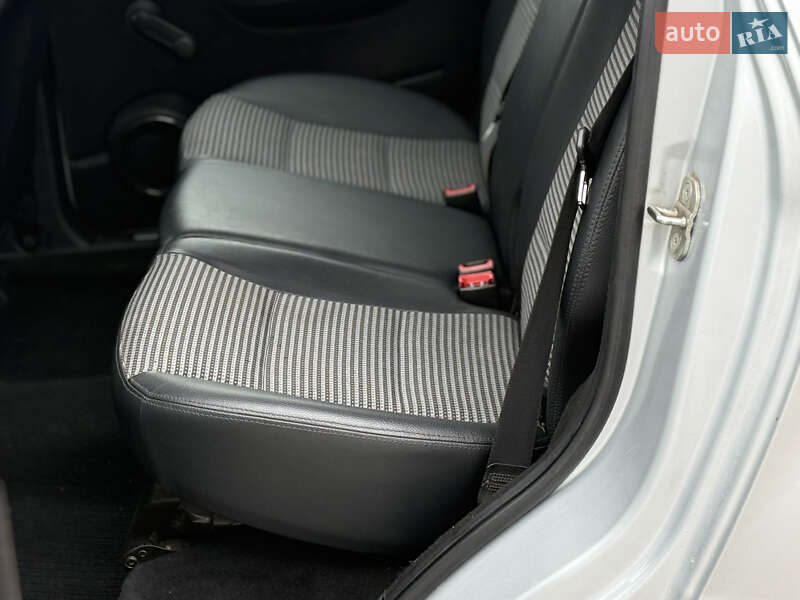 Хетчбек Mercedes-Benz B-Class 2008 в Тернополі фото 11 Хетчбек Mercedes-Benz B-Class 2008 в Тернополі