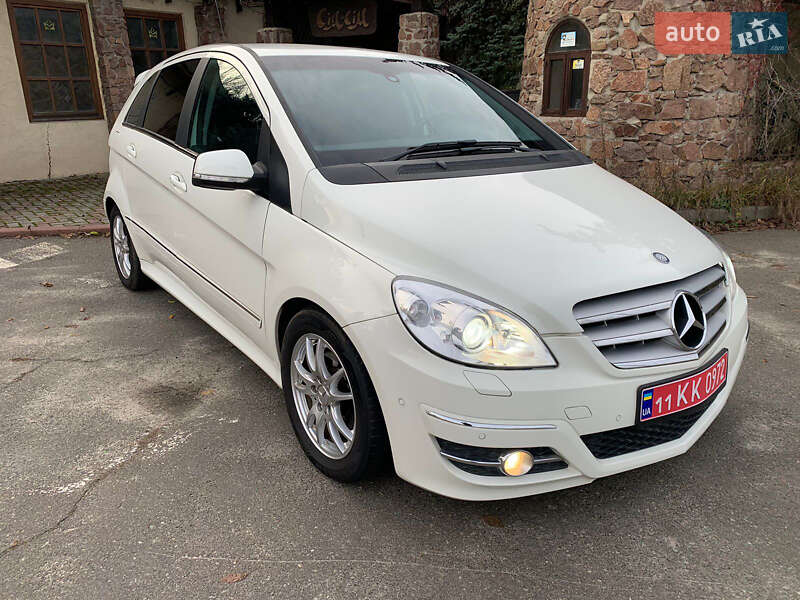 Хэтчбек Mercedes-Benz B-Class 2011 в Киеве