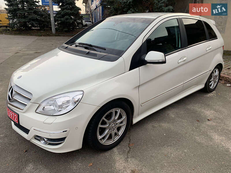 Хэтчбек Mercedes-Benz B-Class 2011 в Киеве