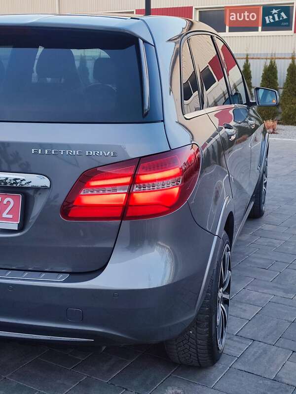 Хэтчбек Mercedes-Benz B-Class 2015 в Луцке