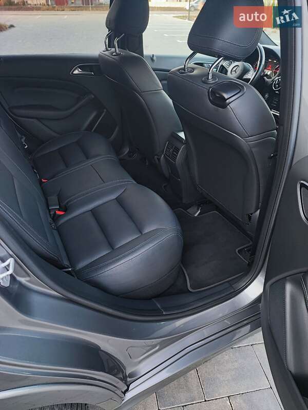 Хэтчбек Mercedes-Benz B-Class 2015 в Луцке