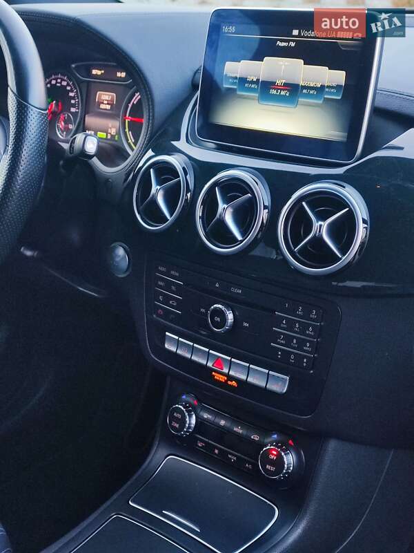 Хэтчбек Mercedes-Benz B-Class 2015 в Луцке
