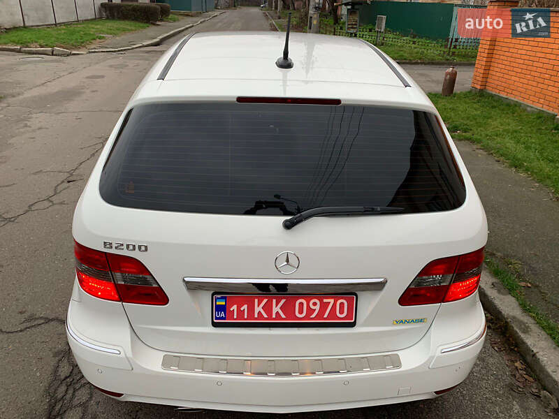Хэтчбек Mercedes-Benz B-Class 2010 в Киеве