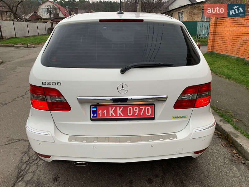 Хэтчбек Mercedes-Benz B-Class 2010 в Киеве