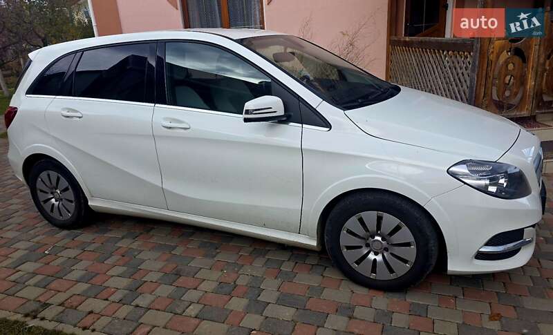 Хетчбек Mercedes-Benz B-Class 2016 в Калуші