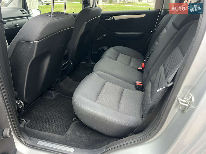 Хетчбек Mercedes-Benz B-Class 2006 в Рівному