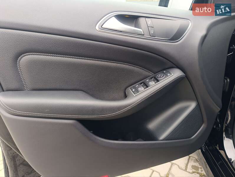 Хетчбек Mercedes-Benz B-Class 2016 в Чернівцях