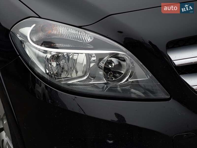 Хэтчбек Mercedes-Benz B-Class 2017 в Харькове фото 4 Хэтчбек Mercedes-Benz B-Class 2017 в Харькове