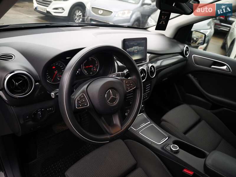 Хэтчбек Mercedes-Benz B-Class 2017 в Харькове фото 22 Хэтчбек Mercedes-Benz B-Class 2017 в Харькове