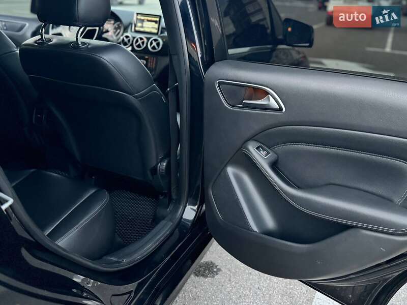 Хетчбек Mercedes-Benz B-Class 2014 в Києві